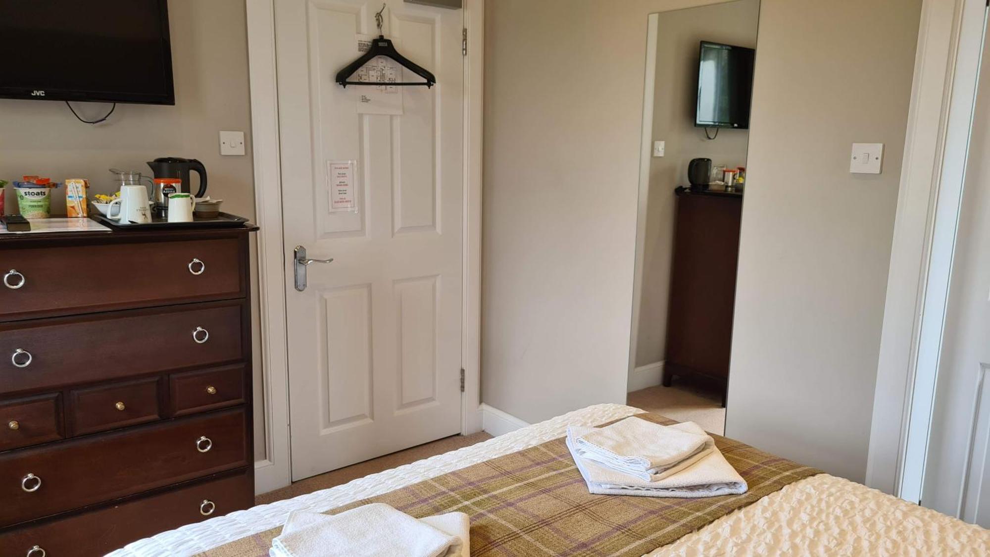 Glenisla Hotel Blairgowrie and Rattray Экстерьер фото