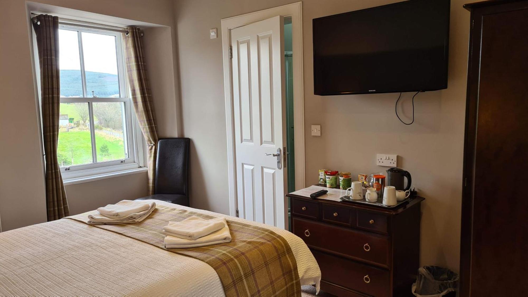 Glenisla Hotel Blairgowrie and Rattray Экстерьер фото